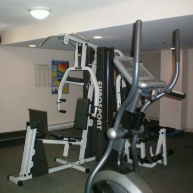 Grandview Court photo 6