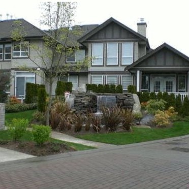 Montrose photo 3
