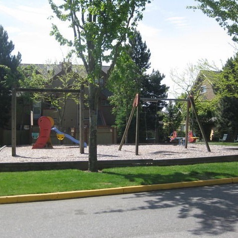 Photo 3 Camus Gardens photo 3