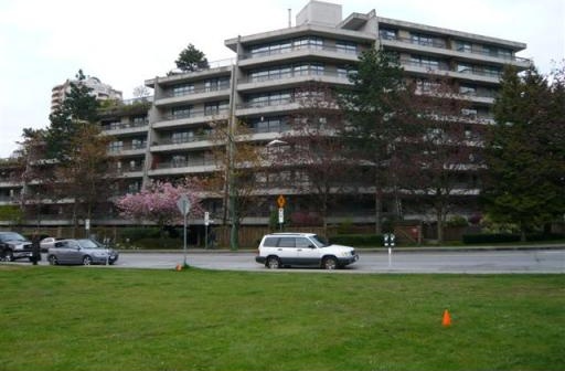 Photo 1 — click to view Parkcrest photo 1