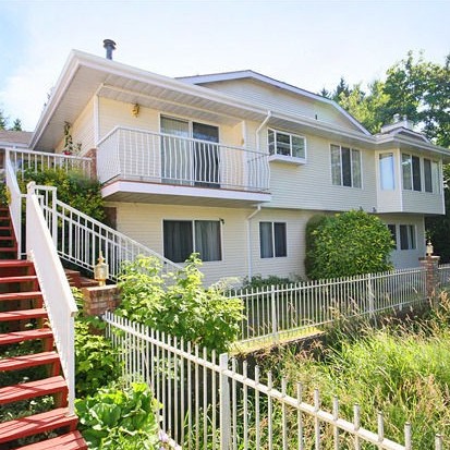 Meadowbrook Est. photo 2
