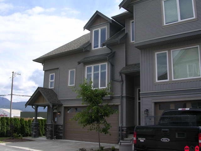 Graystone Arbor