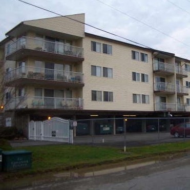 Capri Apartments