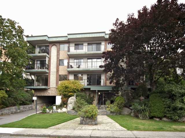 Photo 1 Chelsea Manor photo 1