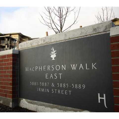Photo 2 Macpherson Walk photo 2