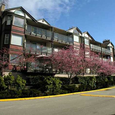 Ladner Pointe photo 5
