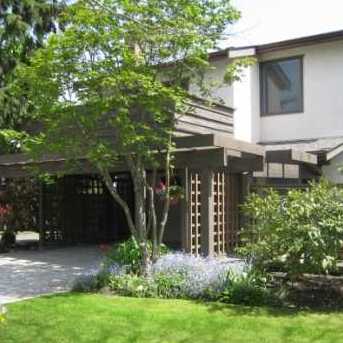 Mariners Village