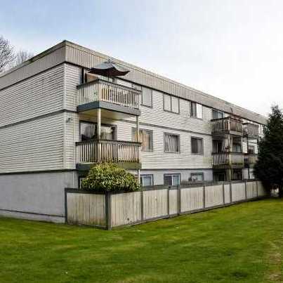 Photo 3 Edgewater Estates photo 3