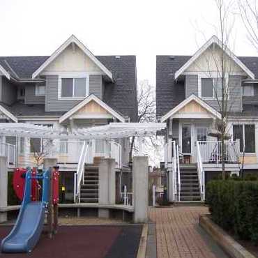 Photo 3 Maplewood Terrace photo 3