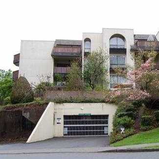 Photo 2 Hillside Terrace photo 2