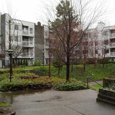 Photo 7 Brookside Court photo 7