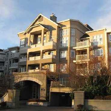Pelican Pointe