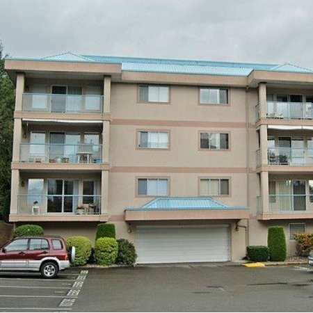Tiffany Place photo 2