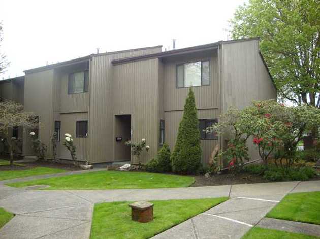 Sharon Gardens photo 2
