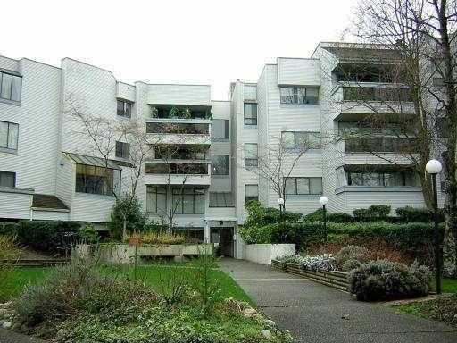 Blundell Gardens