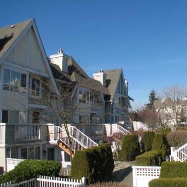 Tudor Grove photo 2