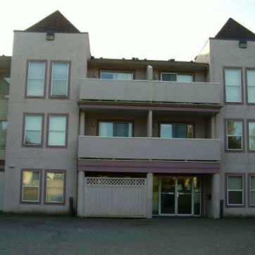 Glendale Manor photo 2