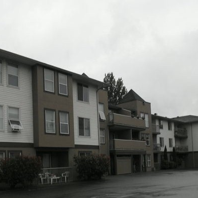 Glendale Manor photo 4