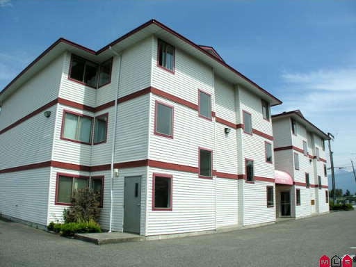 Photo 1 Timberlane Apartments photo 1