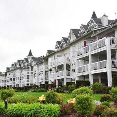 Riverhouse photo 6
