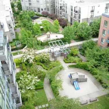 Photo 2 Emerald Park Place photo 2