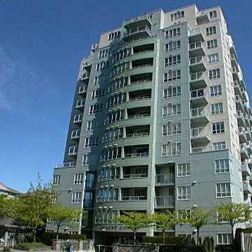 Photo 4 — click to view Regent Court photo 4
