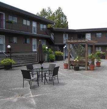 Photo 2 Lewarde Court photo 2