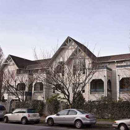 Photo 3 Woodland Court photo 3