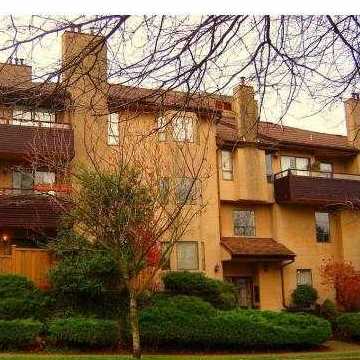 Parkview Manor photo 2