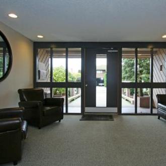 Harbour Shores photo 5