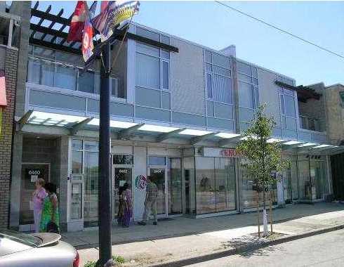 Crossover Plaza photo 2