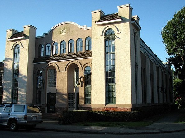 Alexander Court