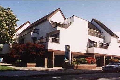 Photo 1 Oakwood Terrace photo 1