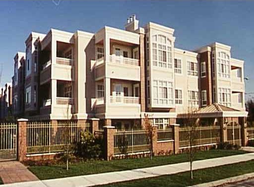 Oak Gardens