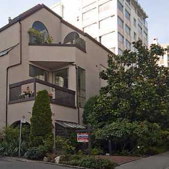 Gilford Mews photo 5