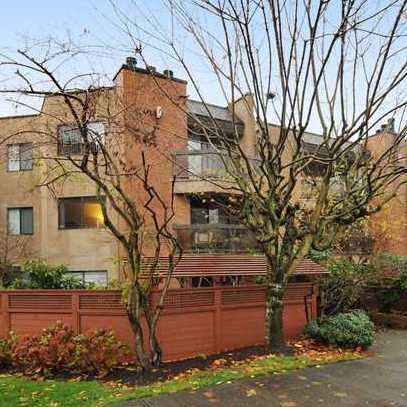 Photo 5 — click to view Oak West photo 5