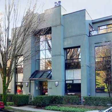 Photo 4 — click to view Harwood Terrace photo 4