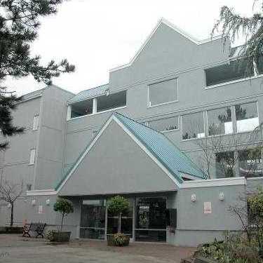 Photo 2 Granville Island Village photo 2