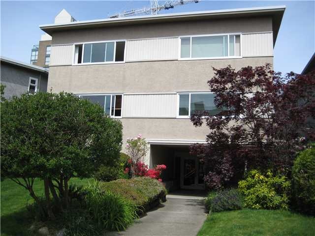 Photo 1 Uptown Manor photo 1