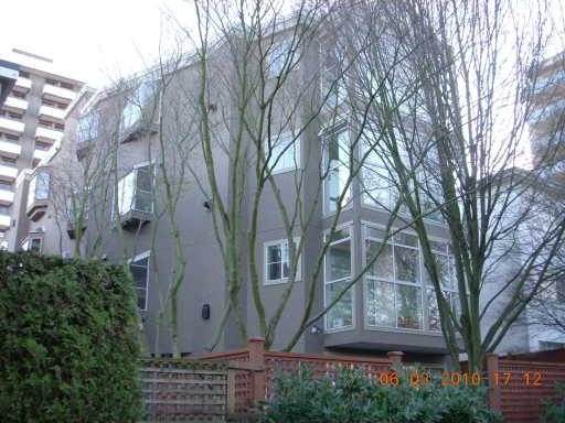 Photo 1 Primrose Manor photo 1