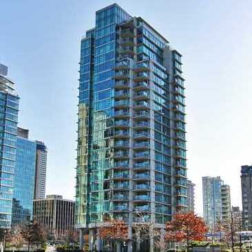 Bayshore Tower photo 2