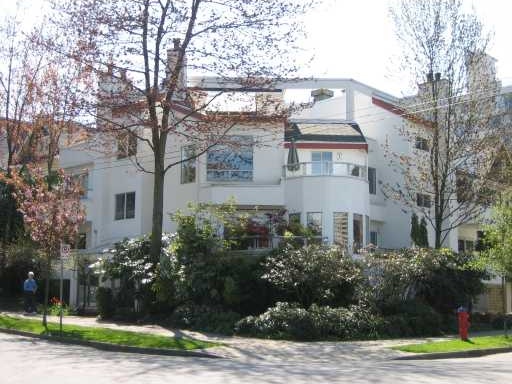 1480 Comox