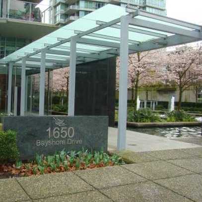 Photo 12 — click to view Bayshore Gardens photo 12