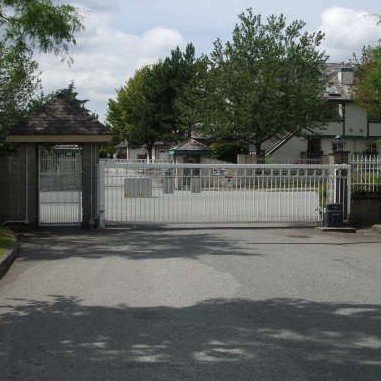 Photo 4 Camus Gardens photo 4