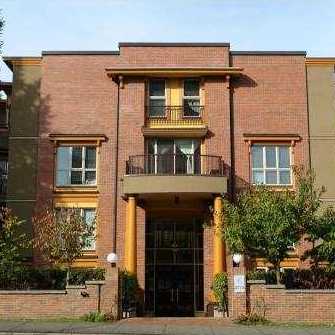 Sterling Court