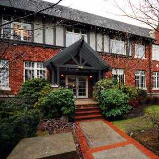 Cedar Mews photo 7