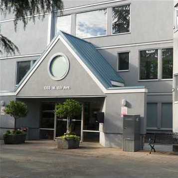 Photo 3 Granville Island Village photo 3