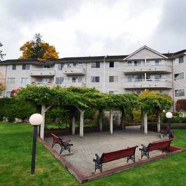 Bromley Manor photo 3