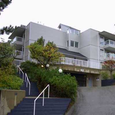 Photo 2 Atlin Court photo 2