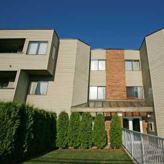 Norfolk Manor photo 2
